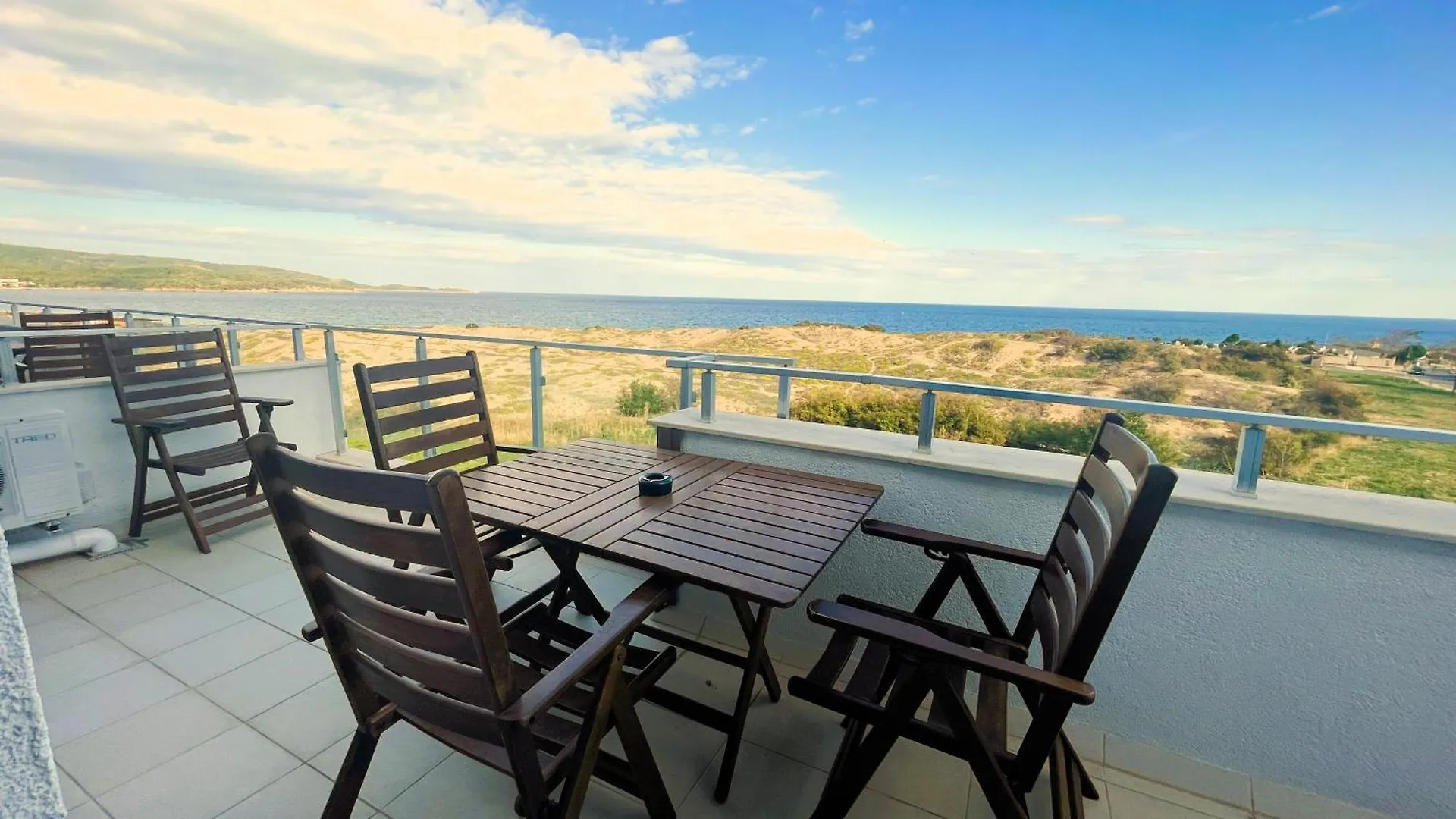 Apart-Hotel Panorama Sea Lux Primorsko