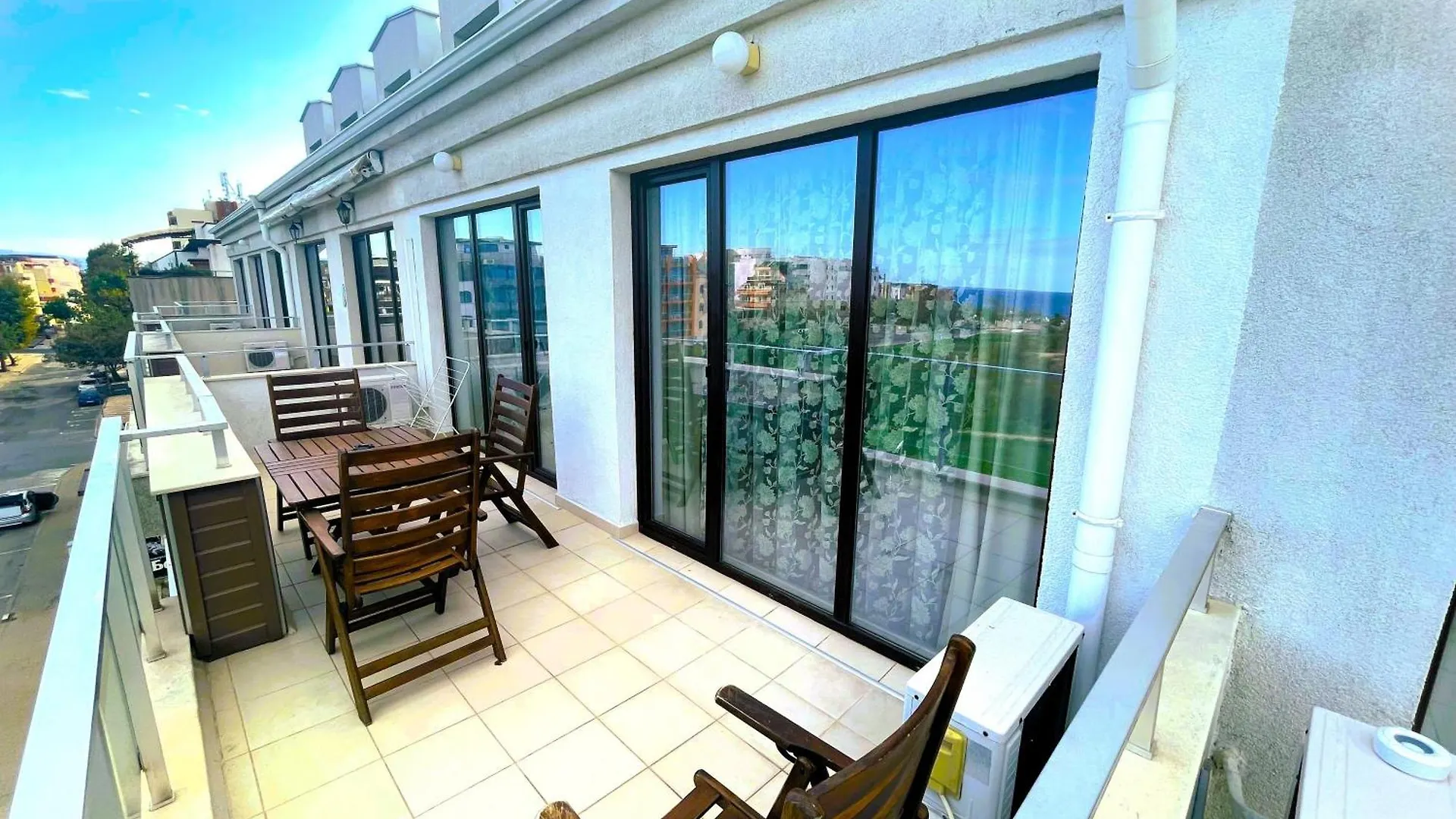 Apart-Hotel Panorama Sea Lux Primorsko