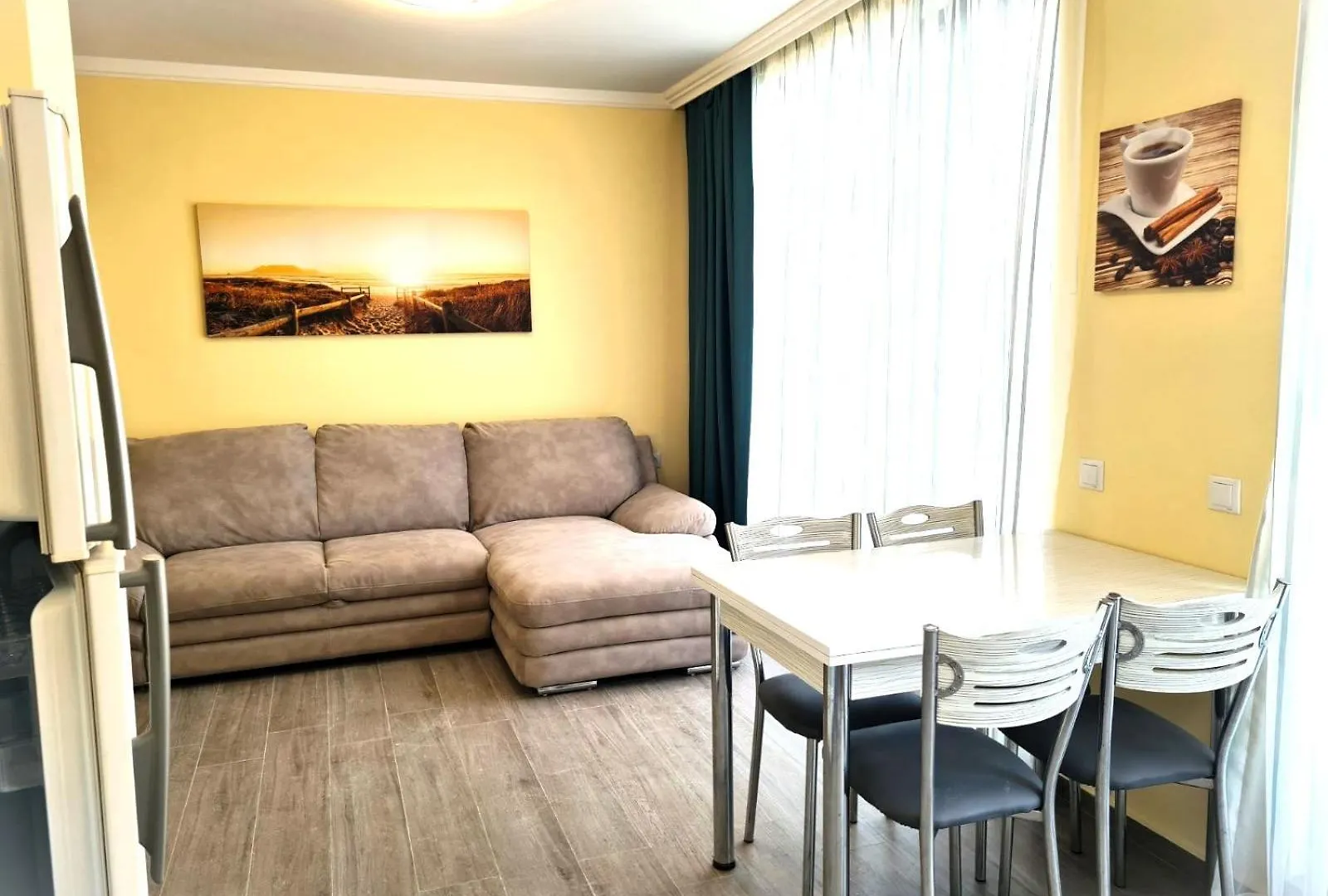 Apart-Hotel Panorama Sea Lux Primorsko